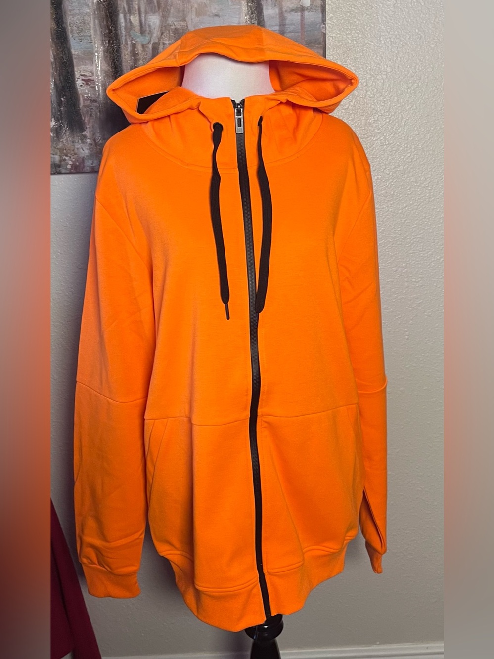 Riflessi Luxury Unixes Set of Bright Orange Zip-Up Hoodie with Pants